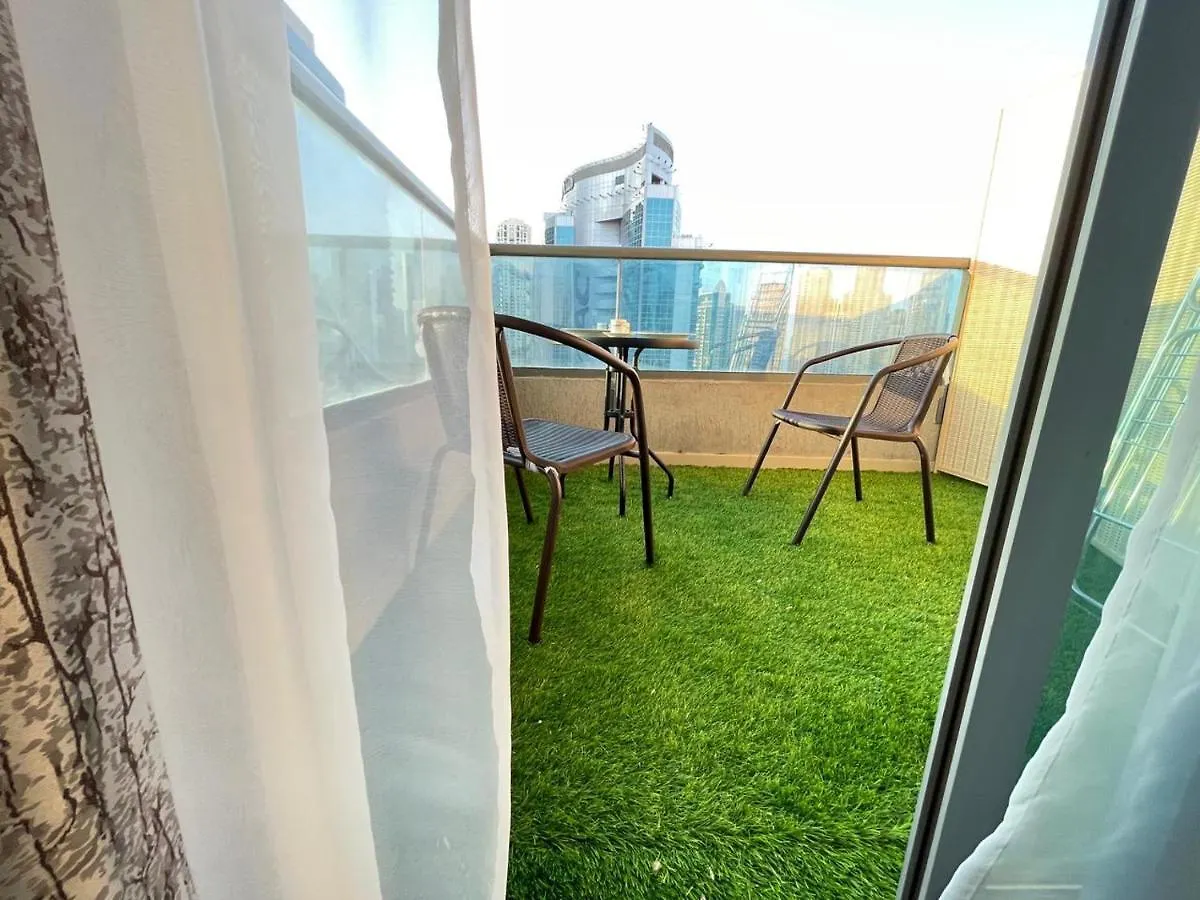 Private Gorgeous Room With Marina View With Shared Kitchen In Shared Apartment 迪拜 民宿